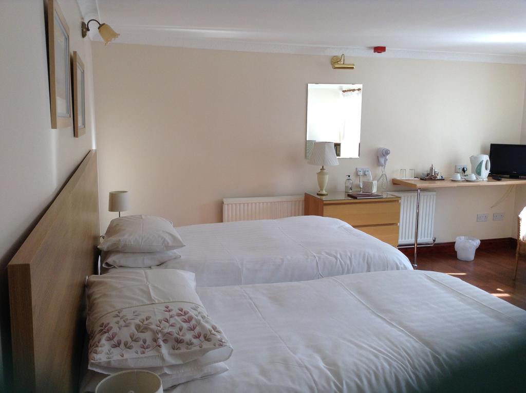 The Mount Pleasant Inn Merthyr Tydfil Room photo